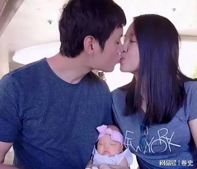 怀孕6个月上春晚站C位真人生赢家OG视讯艳压奚梦瑶拒嫁30亿豪门(图21)