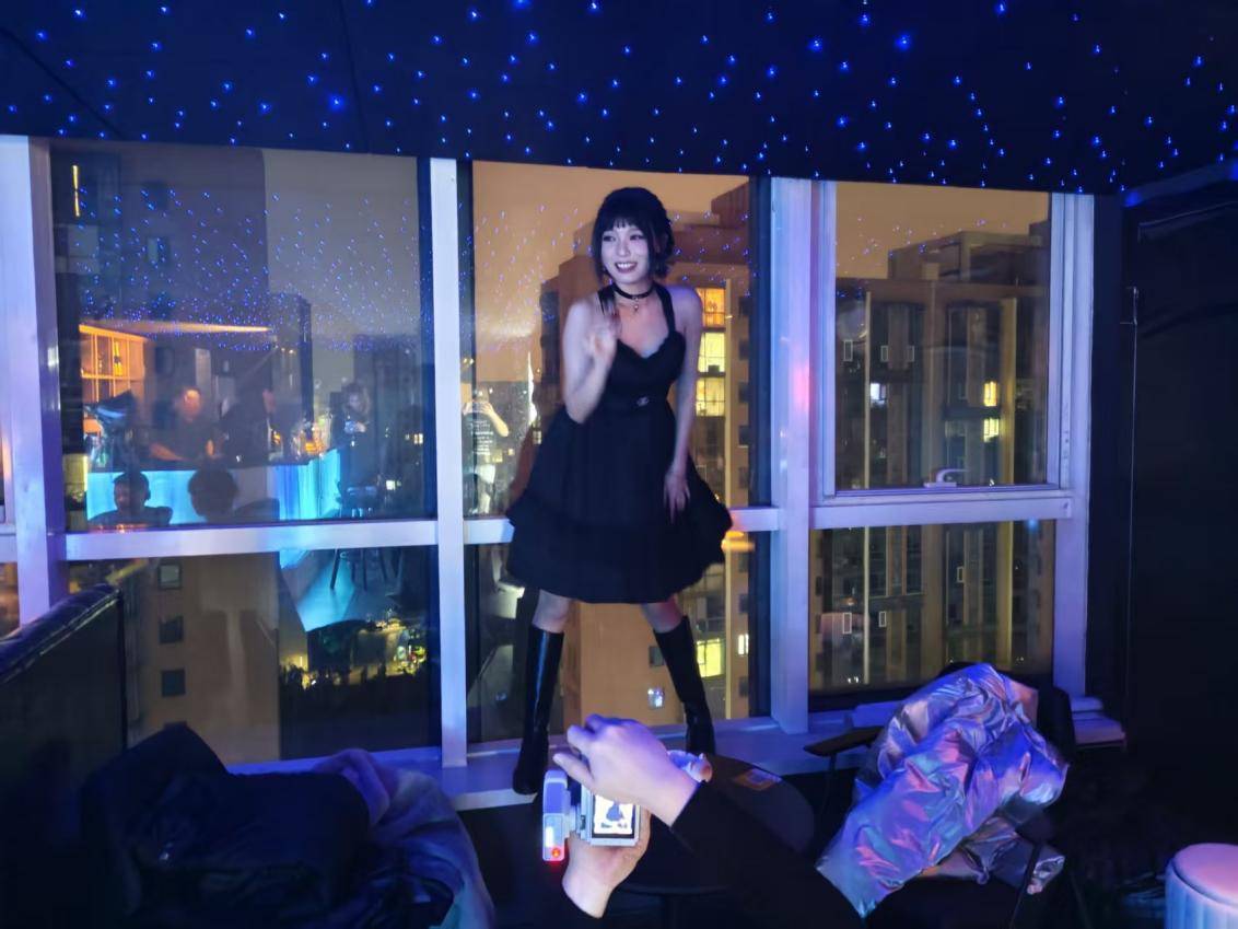 HomeBar打造沉浸式青年文化聚落OG视讯“微醺社交”新浪潮：叁佰里(图4)